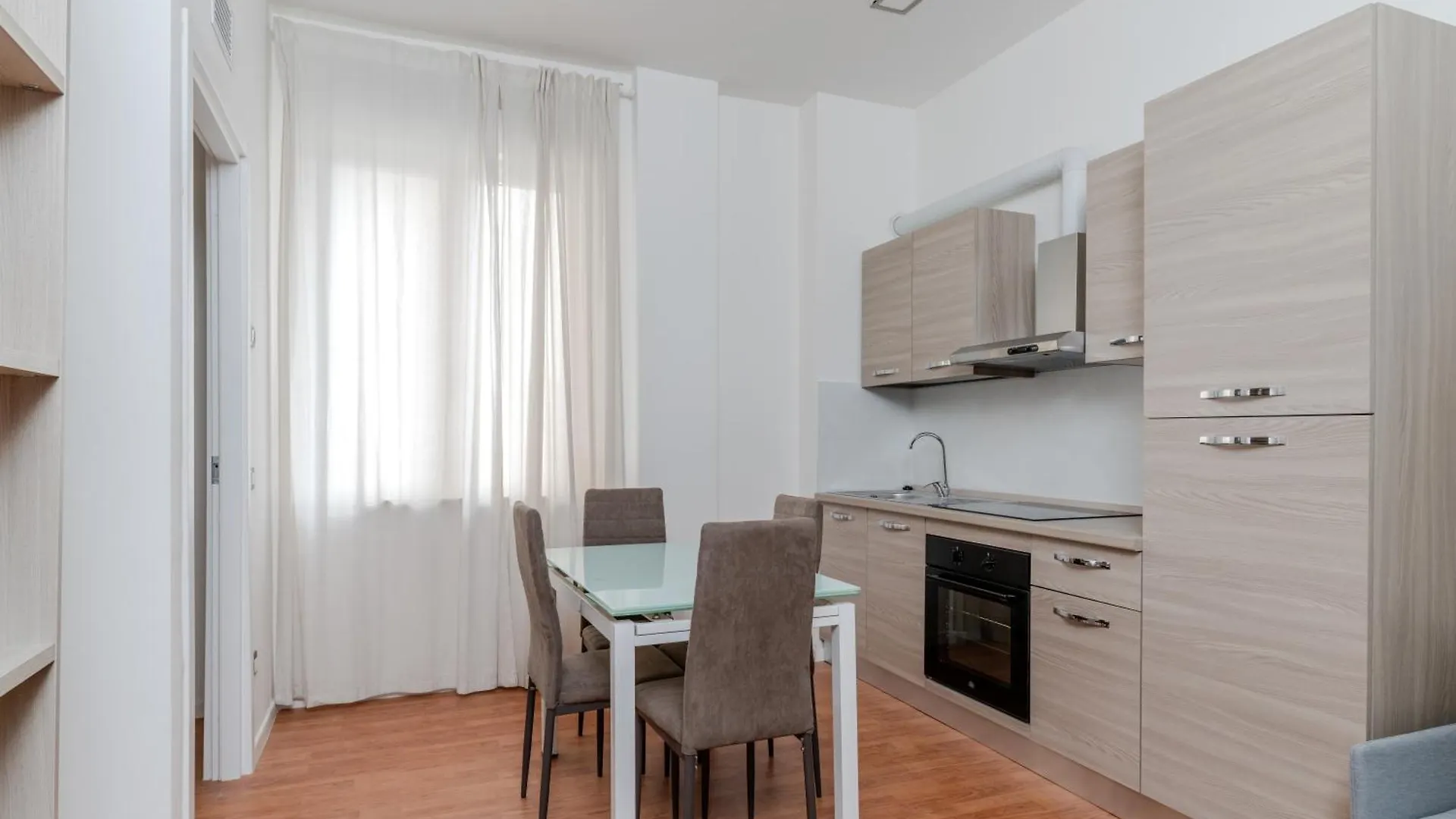 시니셀로발사모 Residenza Grandi 아파트