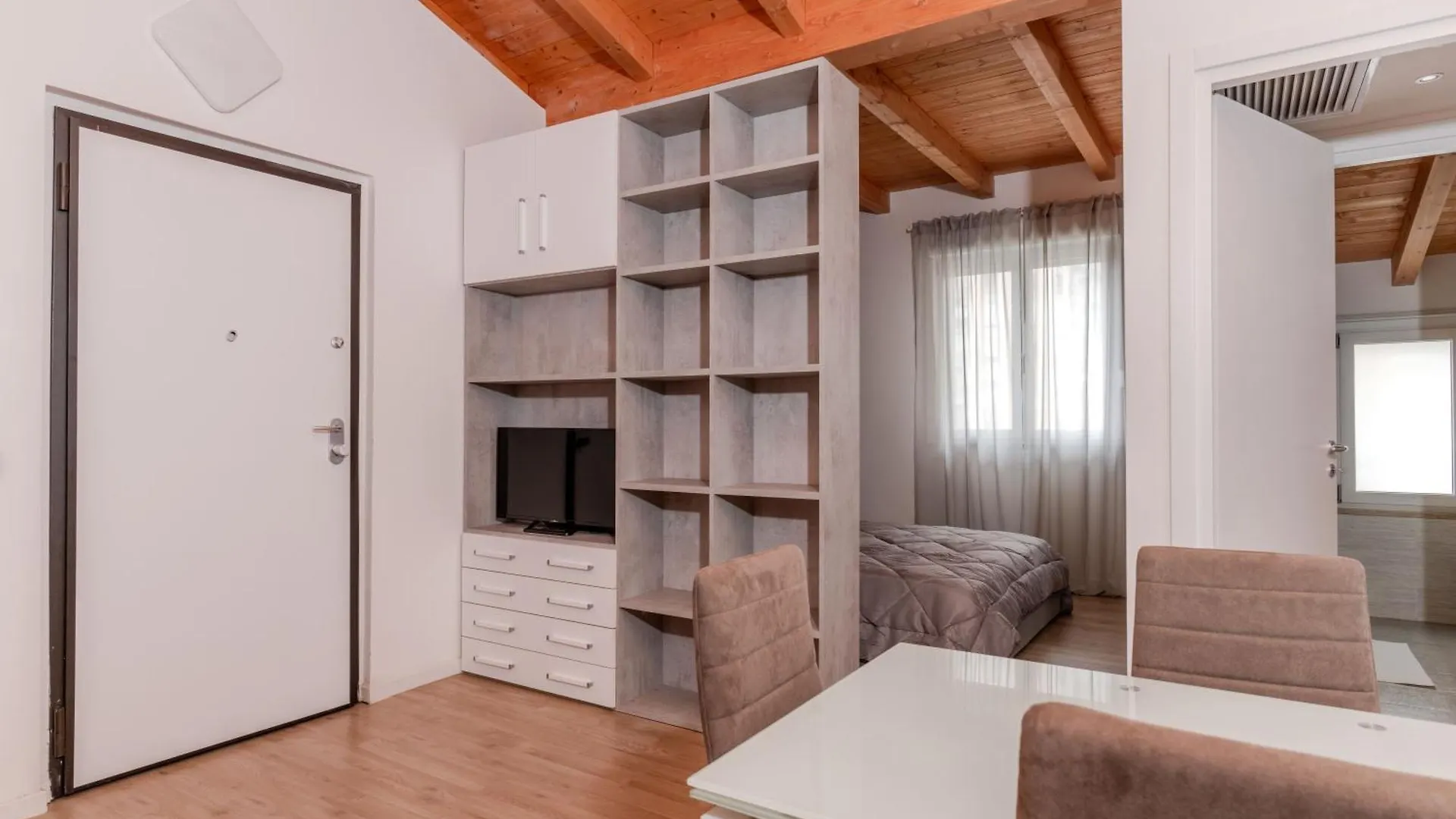 시니셀로발사모 Residenza Grandi 아파트